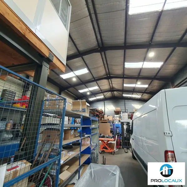 A louer Locaux d'activité 600m² Domène