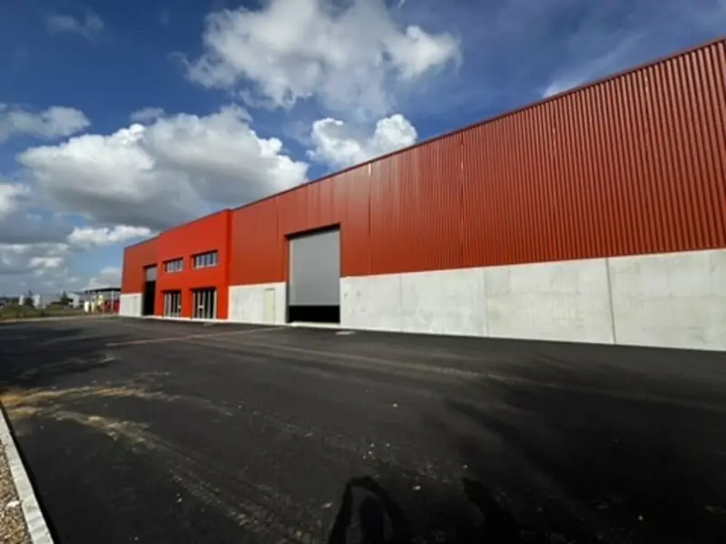 A louer Locaux d'activité 1590m² Beauvais