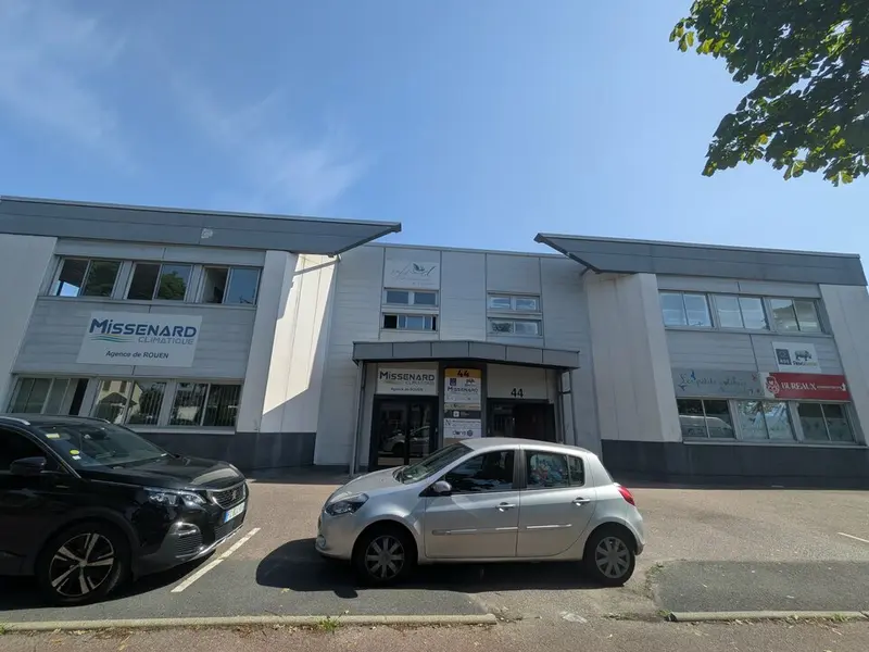 A LOUER un plateau de bureaux de 110m² environ 