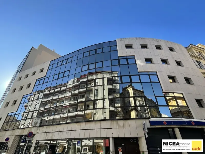 Bureaux situés en plein coeur du carré d'or au centre de NICE