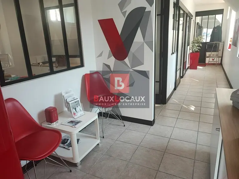 LOCATION LOCAL COMMERCIAL 50 m² SALON DE PROVENCE