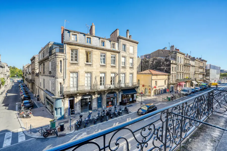 A louer Bureaux 208m² Bordeaux