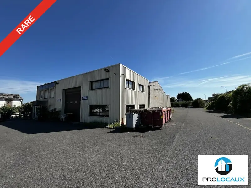 A vendre Locaux d'activité 1175m² Lagny-le-Sec