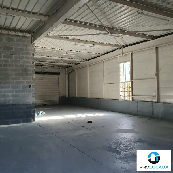 A louer Locaux d'activité 189m² Saint-Martin-le-Vinoux