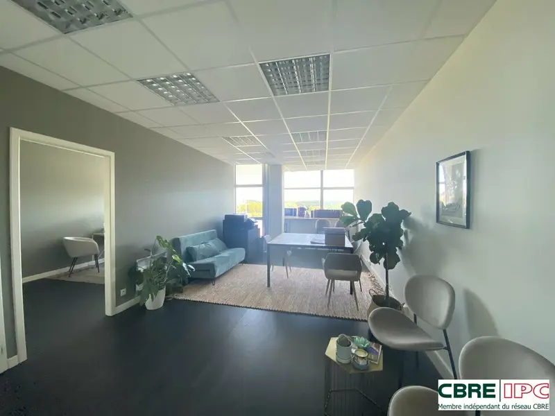 LOCATION - REF 8006FD