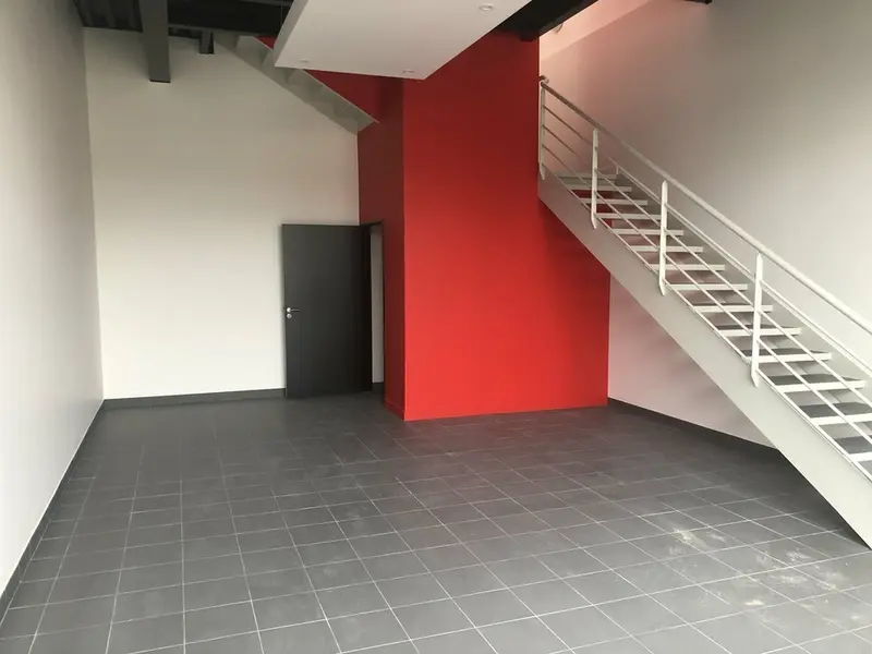A louer Locaux d'activité 400m² Pierrefitte-sur-Seine
