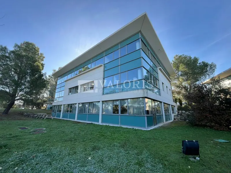 A louer Bureaux 108m² Aix-en-Provence