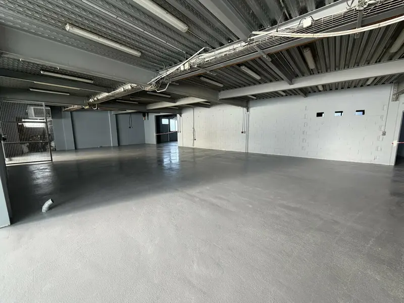 A vendre Locaux d'activité 870m² Juilly