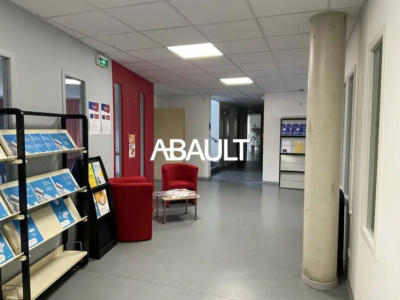 LABEGE -   Bureaux à louer d'une surface d'environ 790 m²