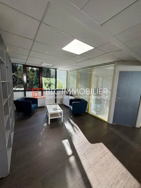 BUREAUX 110m² A LOUER 13008 MARSEILLE