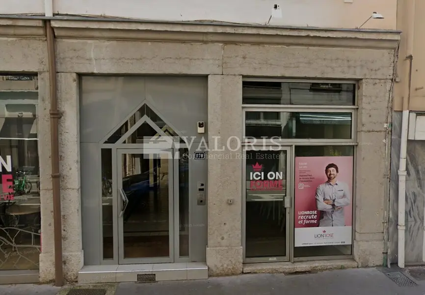 A louer Local commercial  35m² Lyon 06
