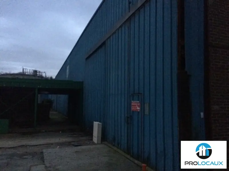 A louer Entrepôt 225m² Le Houlme