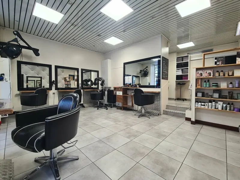 SALON DE COIFFURE - NICE GAMBETTA
