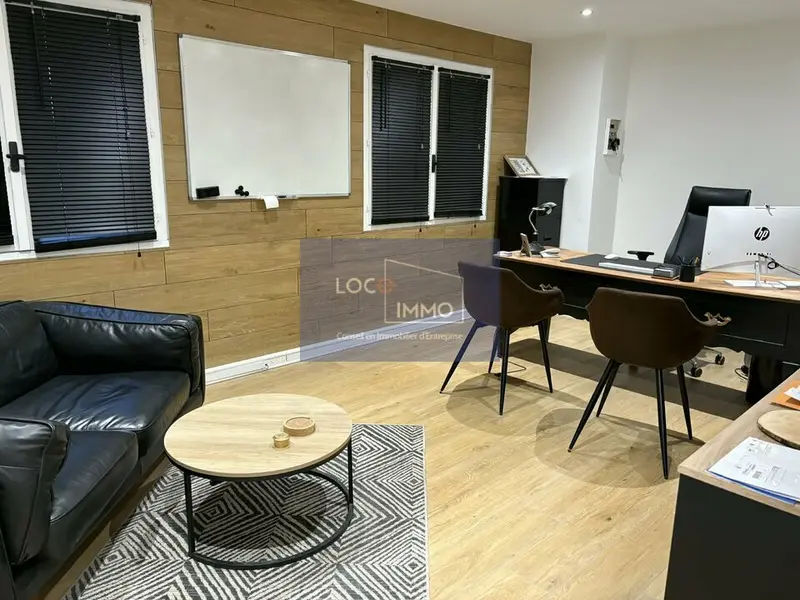 A louer Locaux d'activité 110m² Bruges