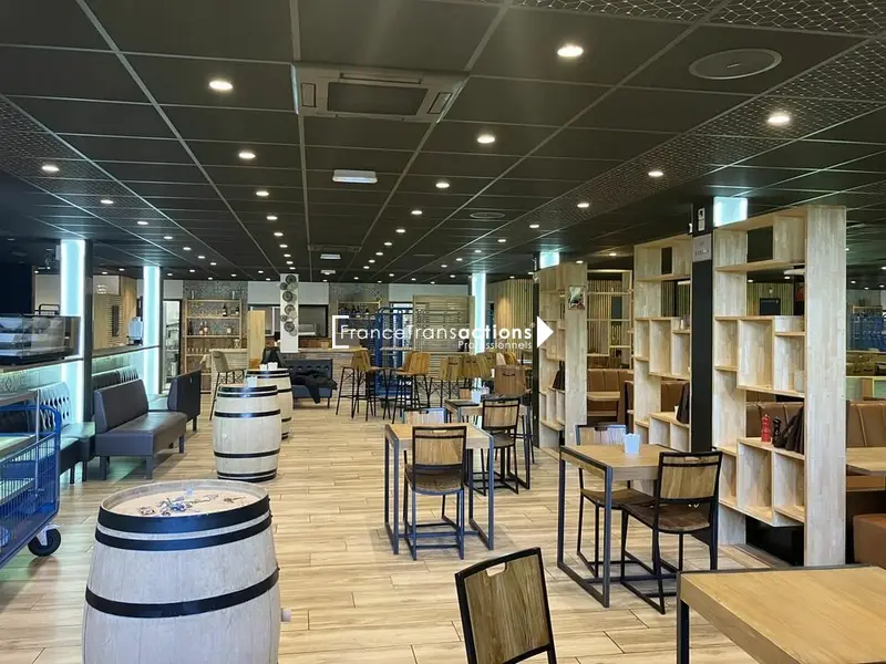 OPPORTUNITE - RESTAURANT 468 M² 31120 AMENAGEMENT COMPLET