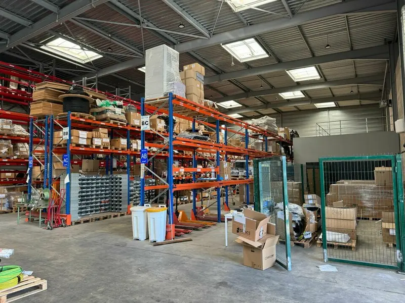 LOCAL COMMERCIAL A VENDRE !