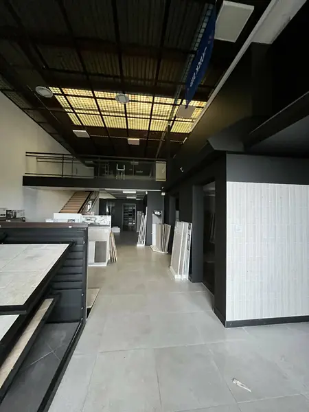 LOCAL COMMERCIAL A LOUER 