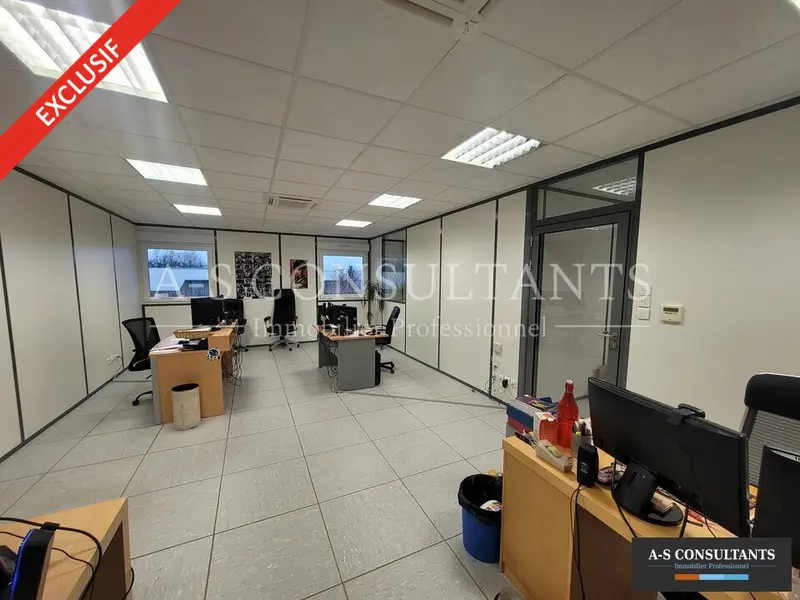 A vendre Local commercial  440m² Davézieux