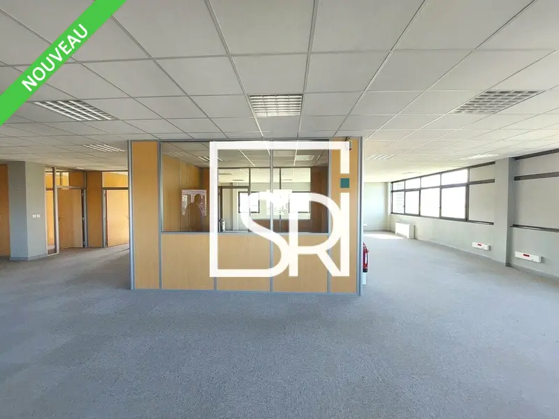 A louer Bureaux 627m² Cournon-d'Auvergne