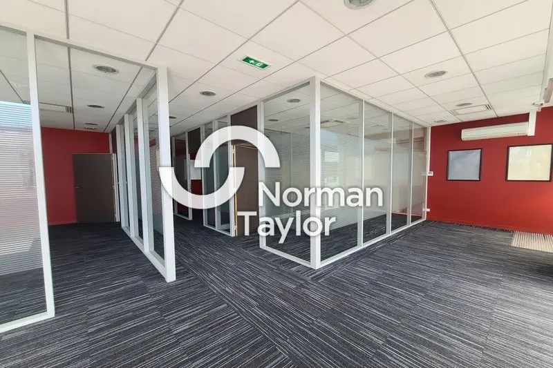 Bureaux de 1 500 m² à vendre  Béziers