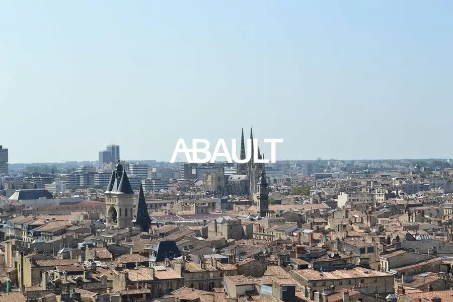 LOCAL COMMERCIAL - CESSION DROIT AU BAIL - MERIDECK - 24M² ENVIRON