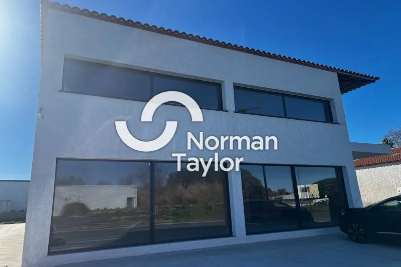 A louer Local commercial  140m² Elne