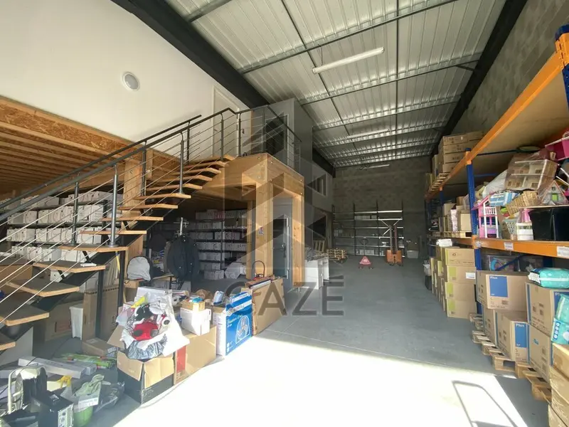 Entrepôt / Activité à vendre - Martignas-Sur-Jalle (33127) - 559 m²