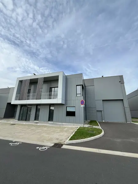 Entrepôt / Activité à vendre - Chanteloup-En-Brie (77600) - 783 m²