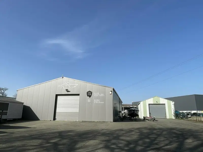 Entrepôt / Activité à louer - Meucon (56890) - 530 m² - 3 056 €/mois