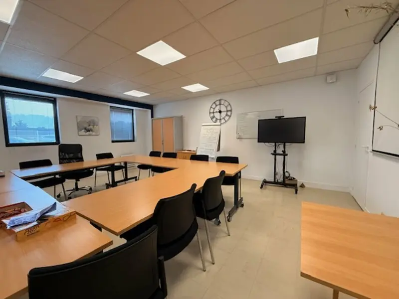 Bureau à louer - Beauvais (60000) - 314 m² - 3 270 €/mois