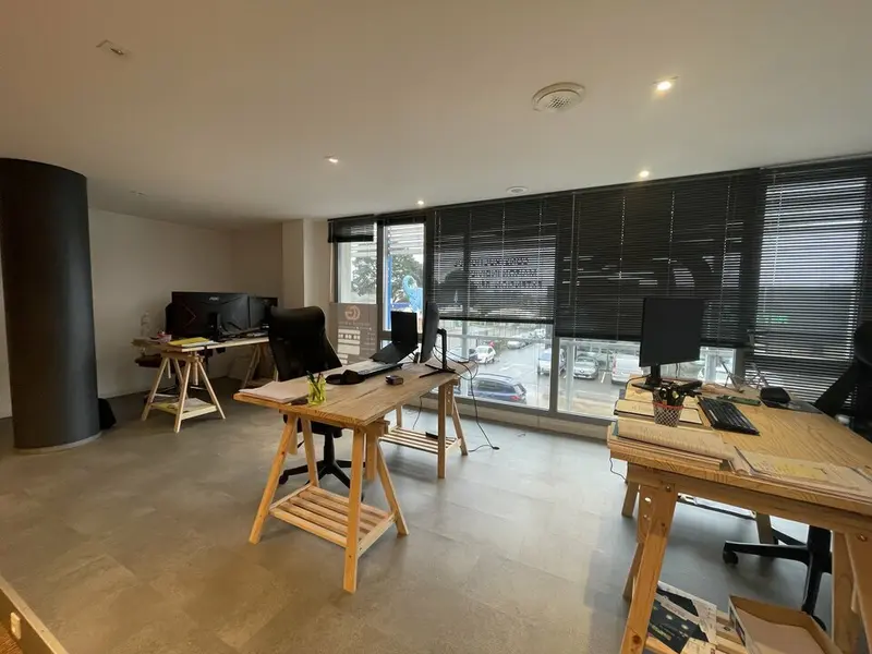 A LOUER - BUREAUX AMENAGES DE 75m2 - LORIENT