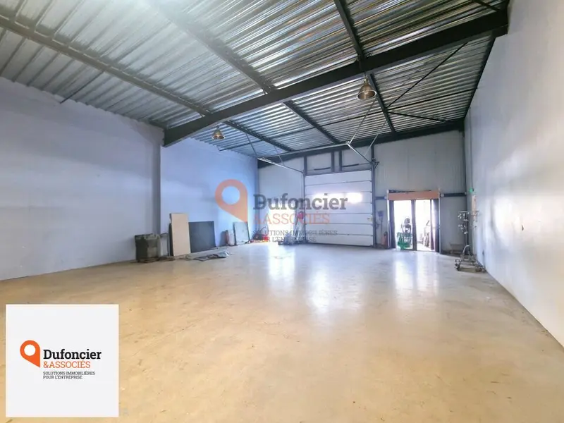 Entrepôt / Activité à louer - Poitiers (86000) - 480 m² - 3 333 €/mois