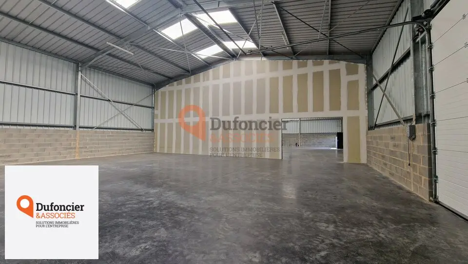 A louer Locaux d'activité 600m² Vouneuil-sous-Biard