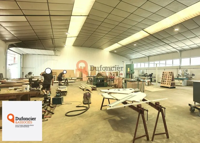 Entrepôt / Activité à louer - Aslonnes (86340) - 526 m² - 2 199 €/mois