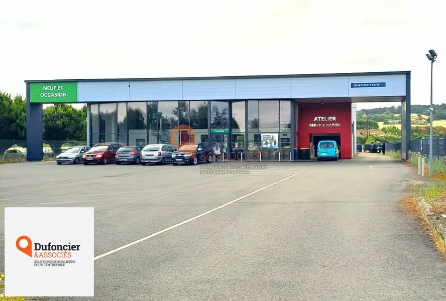 A louer Local commercial  740m² Châtellerault
