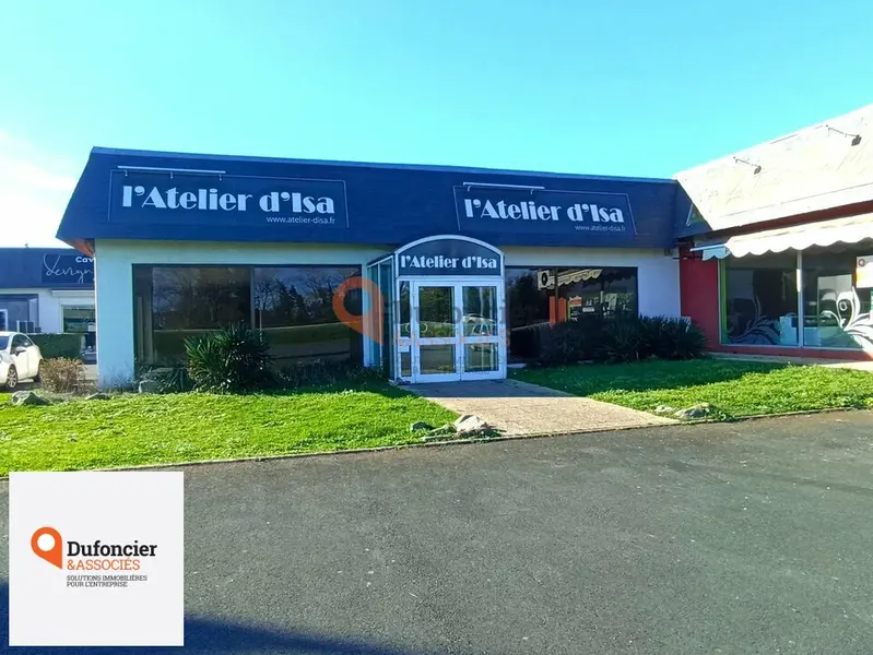 Local Commercial à louer - Jaunay-Marigny (86130) - 128 m² - 2 000 €/mois