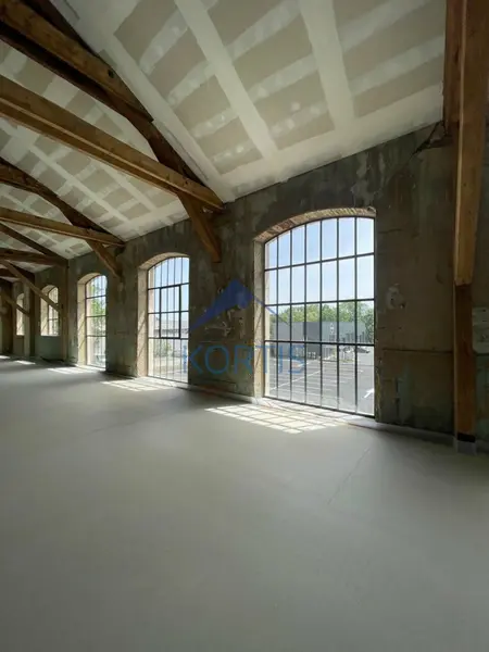 Bureau à vendre - Chaponost (69630) - 412 m² - 989 832 €