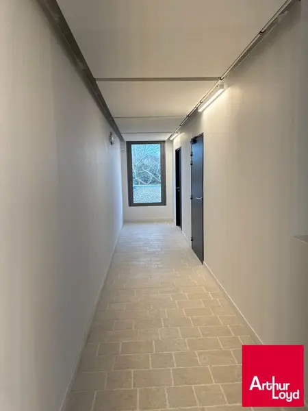 BUREAUX  NEUFS 39.42 M² - A VENDRE - SUR BIARRITZ QUARTIER AEROPORT