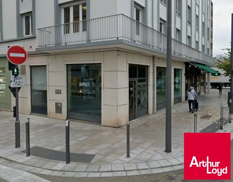 Local Commercial à louer - Bayonne (64100) - 94 m² - 2 277 €/mois