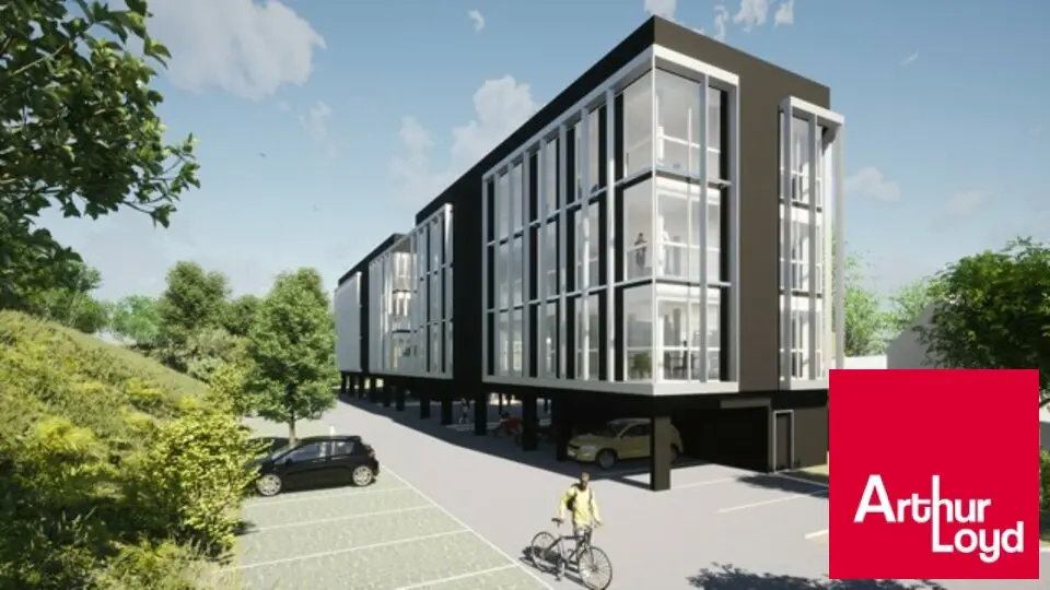 BAYONNE, proche centre ville et hôpital, immeuble de bureaux 