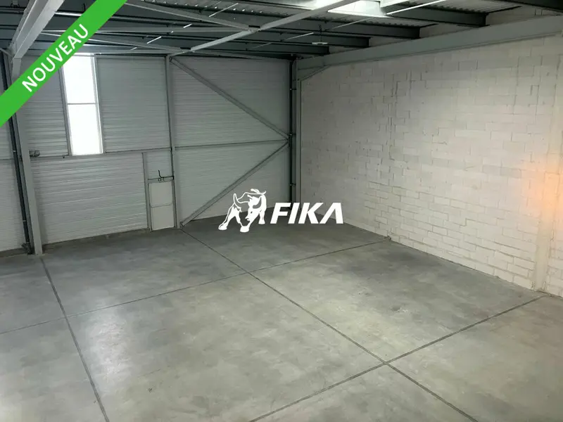 A VENDRE LOCAL D'ACTIVITÉ 530 m² (31400)