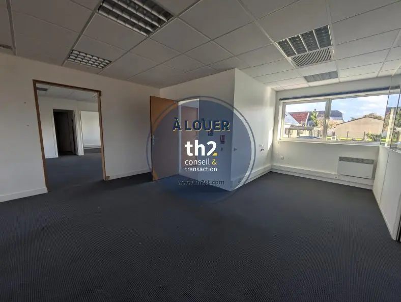 Bureau à louer - Baudre (50000) - 140 m² - 1 300 €/mois
