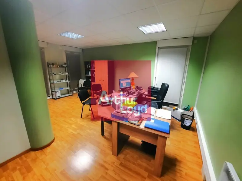 Bureau à vendre - Clermont-Ferrand (63000) - 110 m²