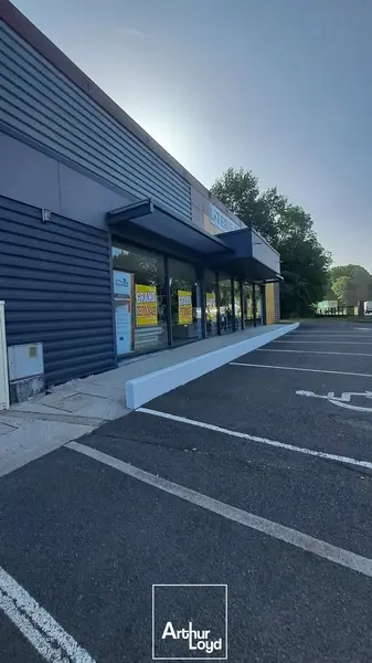 Fonds de commerce à vendre - La Chapelle-Aux-Brocs (19360) - 120 000 €