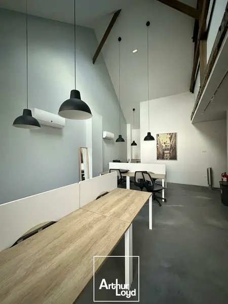 Bureau à vendre - Brive-La-Gaillarde (19100) - 258 m² - 260 000 €