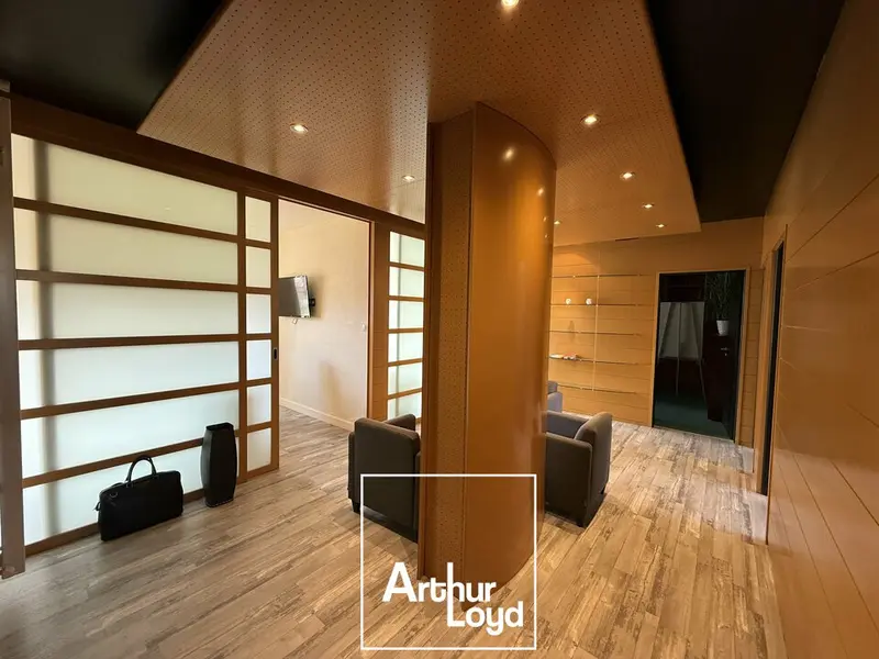 Bureau à vendre - Brive-La-Gaillarde (19100) - 103 m²