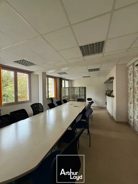 Bureau à vendre - Tulle (19000) - 400 m²