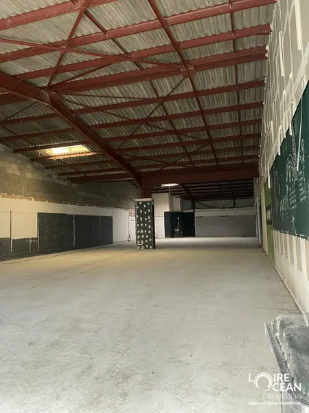 ANGERS  Zone Commerciale Saint-Serge 