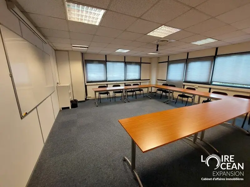 Bureau à vendre - Nantes (44300) - 750 m²