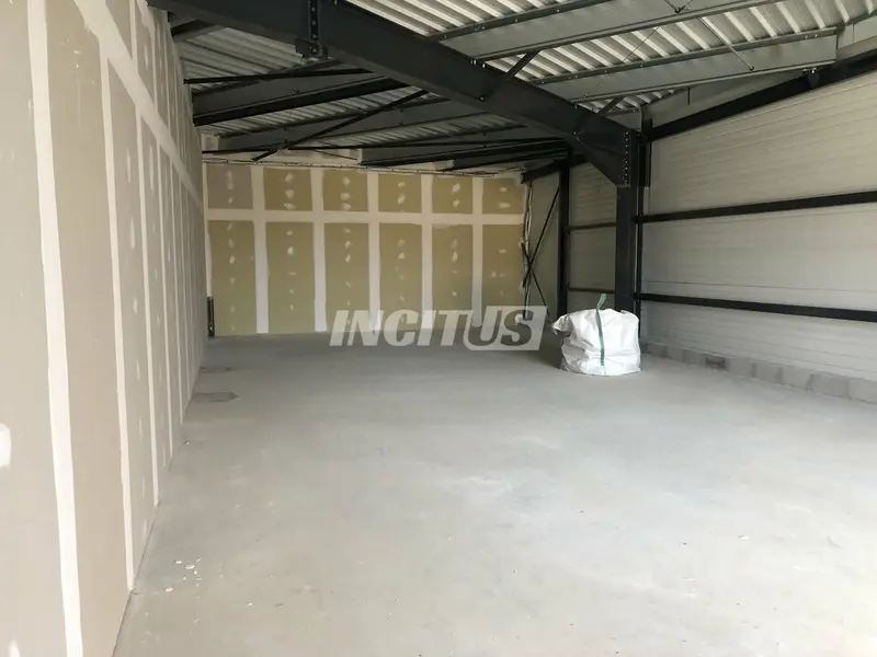 A louer Local commercial  232m² Foulayronnes